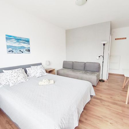 Korador Appartement Ostrowo  Buitenkant foto