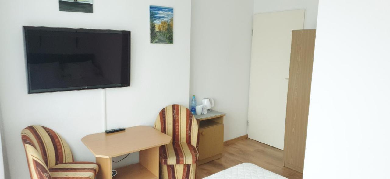 Korador Appartement Ostrowo  Buitenkant foto