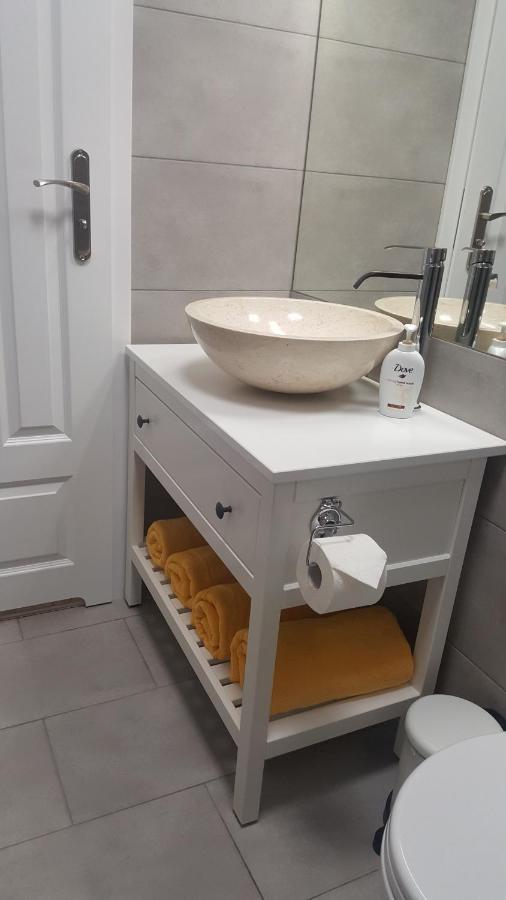 Korador Appartement Ostrowo  Buitenkant foto
